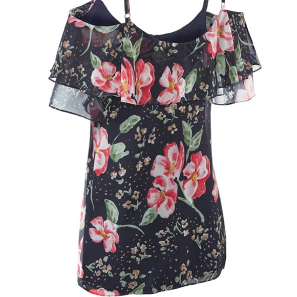 CAbi cold shoulder blouse- XS - Picture 2 of 7